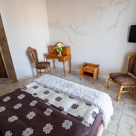 City Center Apartment